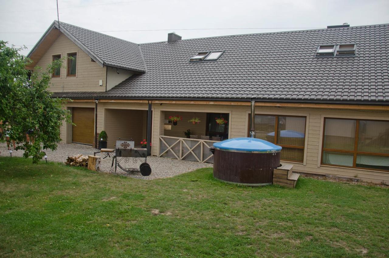 Apartamentai Su Dziakuzi クライペダ エクステリア 写真